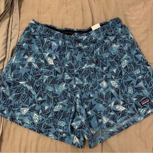 Patagonia “Quiver & Quill” Aztec Baggies